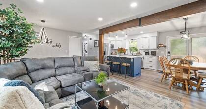 The Seasons - Family Friendly in the 'Burbs!