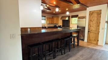 Oven, stovetop, dishwasher
