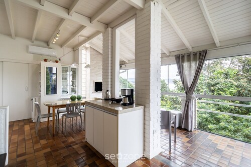 Bela Vista Duplex W/bbq in Bombinhas Ags0642