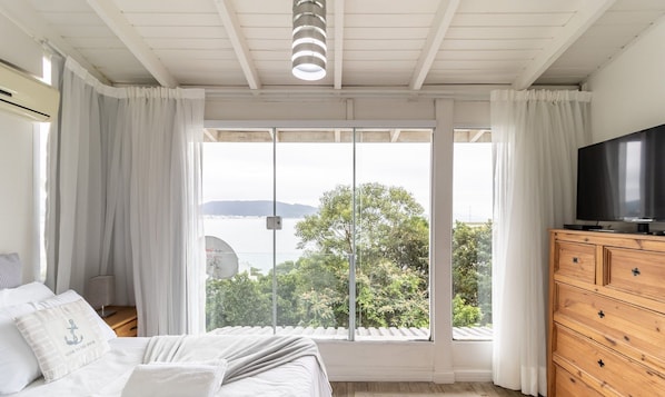 Apartemen Basic | 4 kamar tidur dan Wi-Fi gratis