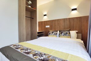 1 bedroom, WiFi, bed sheets
