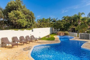 Apartamento básico | Piscina