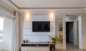 Basic Apartment | Interior
