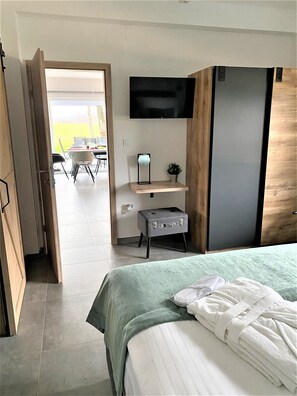2 Schlafzimmer, Zimmersafe, Bügeleisen/Bügelbrett, kostenloses WLAN