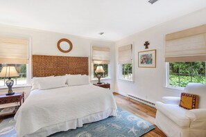 5 soverom, skrivebord, strykejern/-brett og wi-fi (inkludert)