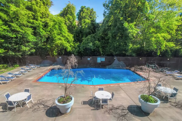 Piscina stagionale all'aperto