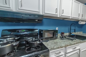Condo | Private kitchen