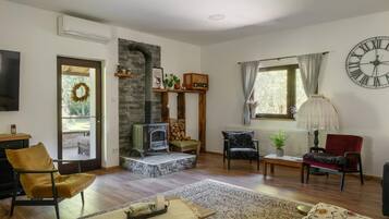 Smart-tv, pejs, bordfodbold