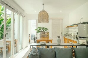 Interior - Stylish & modern 1BR pool villa (Bali)