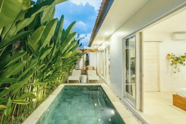 Piscina