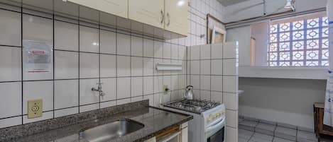 Departamento básico | Cocina privada