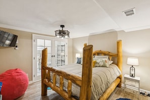 3 Schlafzimmer, Schreibtisch, Bügeleisen/Bügelbrett, kostenloses WLAN