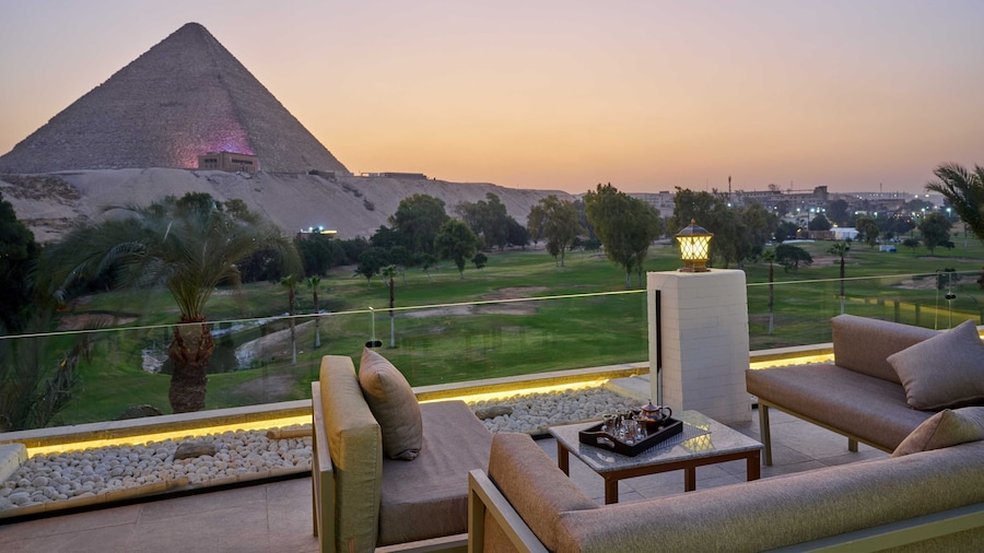 beit khufu hotel
