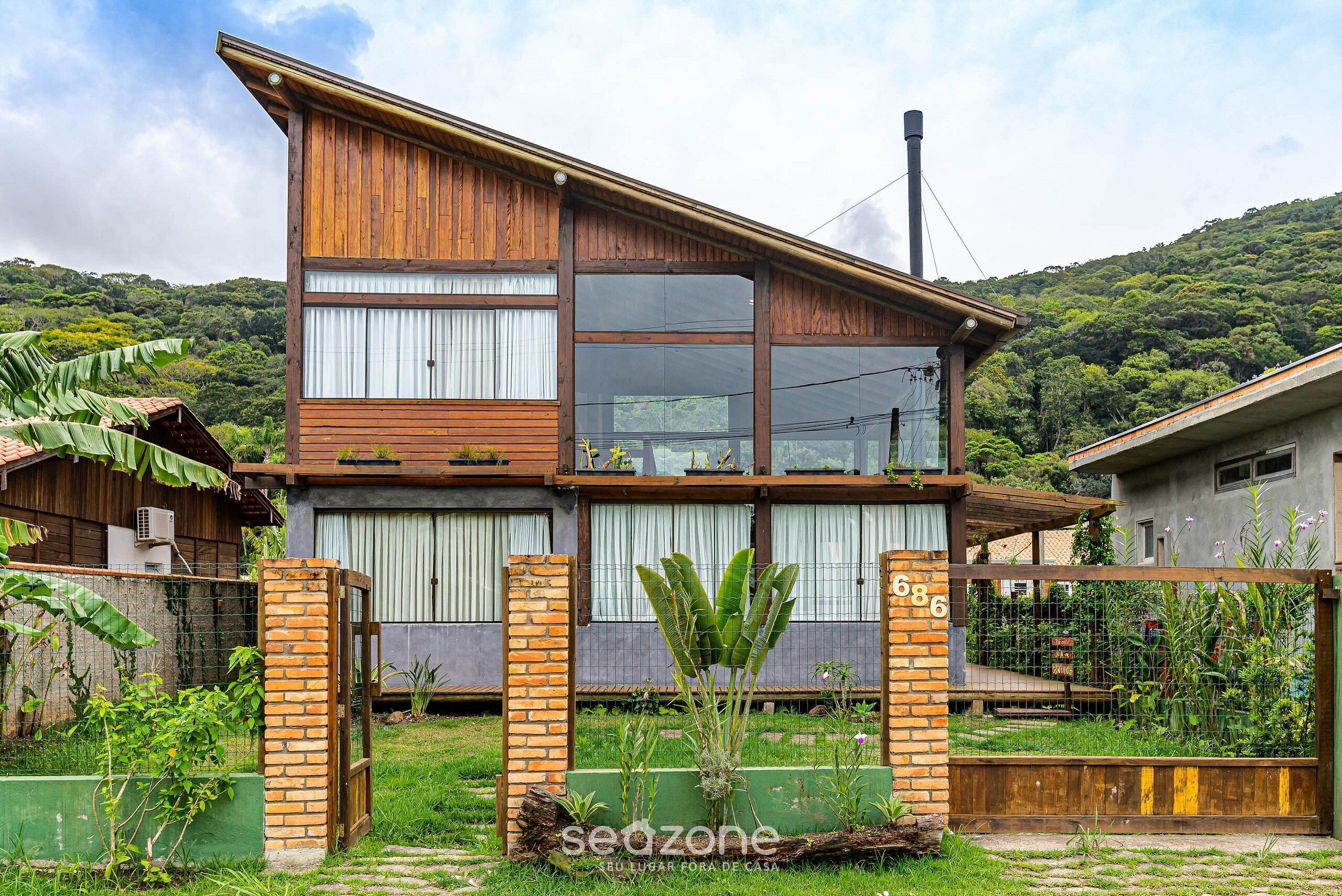 Basic Villa | Exterior