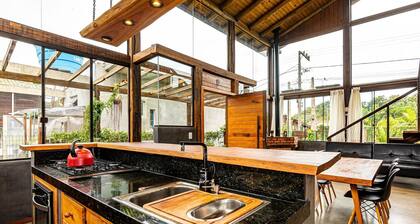 3BR Duplex w/ BBQ & Garage Near Beach Emb686