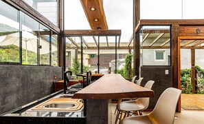 基本別墅 | 用餐區