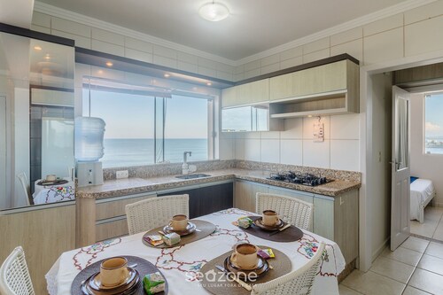 Stay With an Ocean View! Elg0071