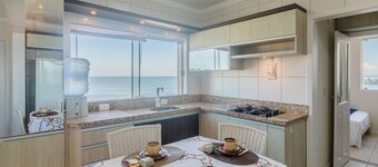 Stay With an Ocean View! Elg0071