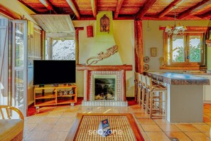 Interior - Beautiful Rustic House w/ Pool in Garopaba Egf000 (Garopaba)