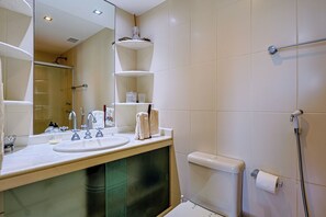 2 bedrooms - Barra da Tijuca Vista Mar Lazer e Garagem (Rio de Janeiro)