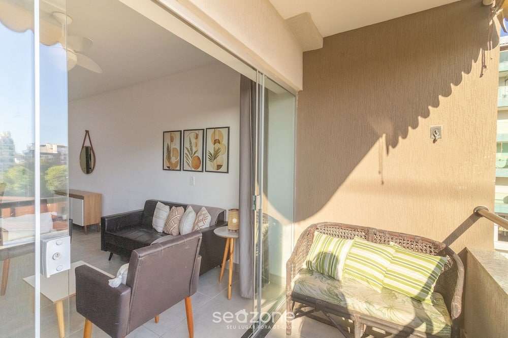Apt w/ Balcony 650m From Beach, Cabo Frio Cvy0306