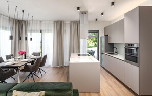 Fridge, microwave, oven, dishwasher