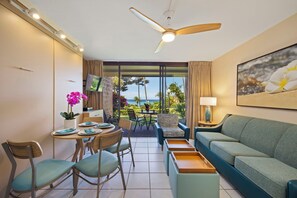 Classic Condo, 1 Bedroom, Lanai, Ocean View | Living area | 36-inch LCD TV with cable channels - Kuleana Club - 502 (Lahaina)