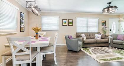 Pierre Place-Stay in the Heart of Manhattan with Kansas Pride & Comfort
