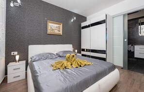 4 habitaciones, cuna de viaje y wifi gratis 
