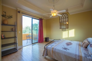 2 dormitorios, tabla de planchar con plancha, wifi y ropa de cama