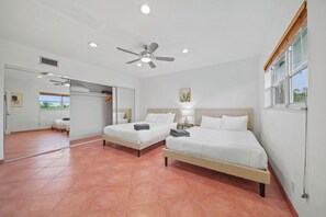 Iron/ironing board, free WiFi