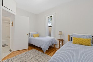 2 bedrooms