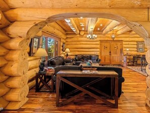 Smart TV, fireplace, DVD player, table football