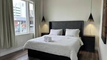 1 bedroom, internet, bed sheets