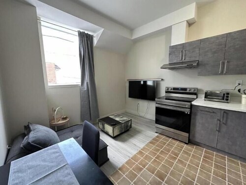 One-Bedroom Apartment with City View