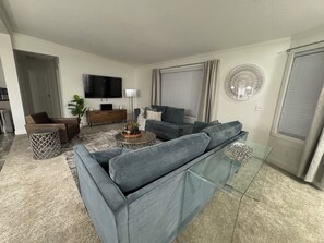 TV - Wine Trail Retreat (Langley Township)