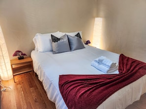 3 dormitorios, tabla de planchar con plancha, wifi gratis y ropa de cama