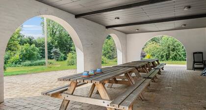 Nice apartment in Nimtofte with WiFi