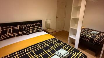 2 Schlafzimmer, kostenloses WLAN, BettwÀsche