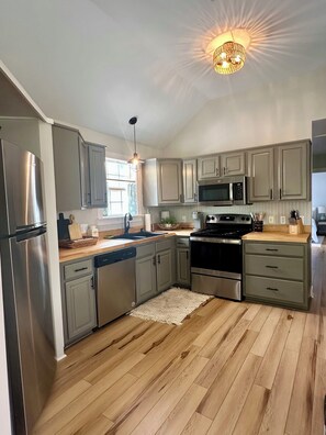 Microwave, stovetop, dishwasher