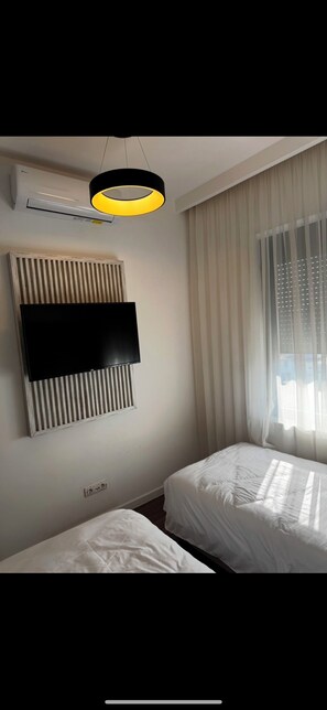 2 bedrooms, WiFi, bed sheets