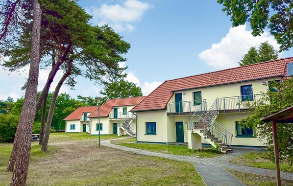 Esterni