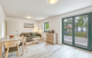 TV connectée, table de tennis de table