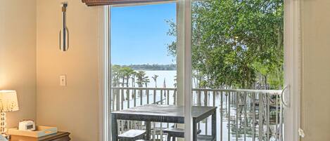 4 soverom, strykejern/-brett, wi-fi og sengetøy