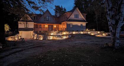 Lake Front Retreat with Hot Tub