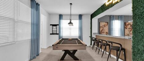 غرفة الألعاب