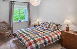 4 Schlafzimmer, Bügeleisen/Bügelbrett, kostenloses WLAN