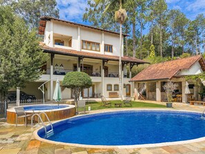 Luxury Villa | Pool | 2 outdoor pools