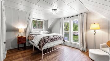 4 makuuhuonetta, ilmainen Wi-Fi, vuodevaatteet