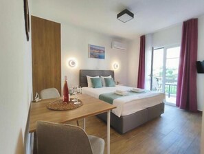 1 bedroom, Internet, bed sheets